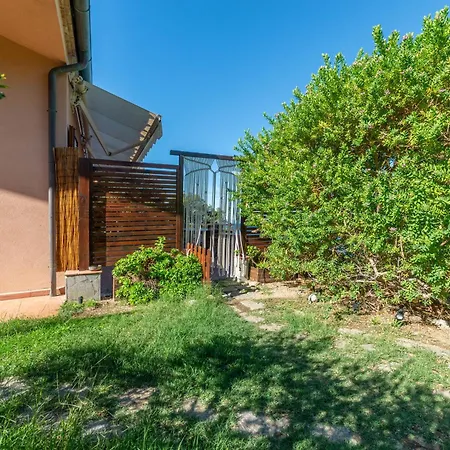 Le Ginestre Lux View - Goelba Holiday home *